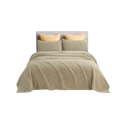 Knit Blanket With Pillow Shams